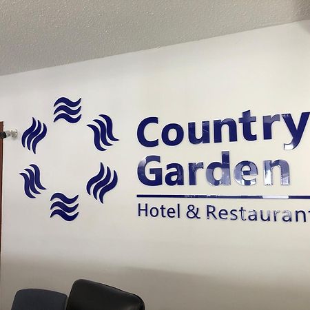Country Garden Inn & Restaurant Smoky Lake Екстер'єр фото