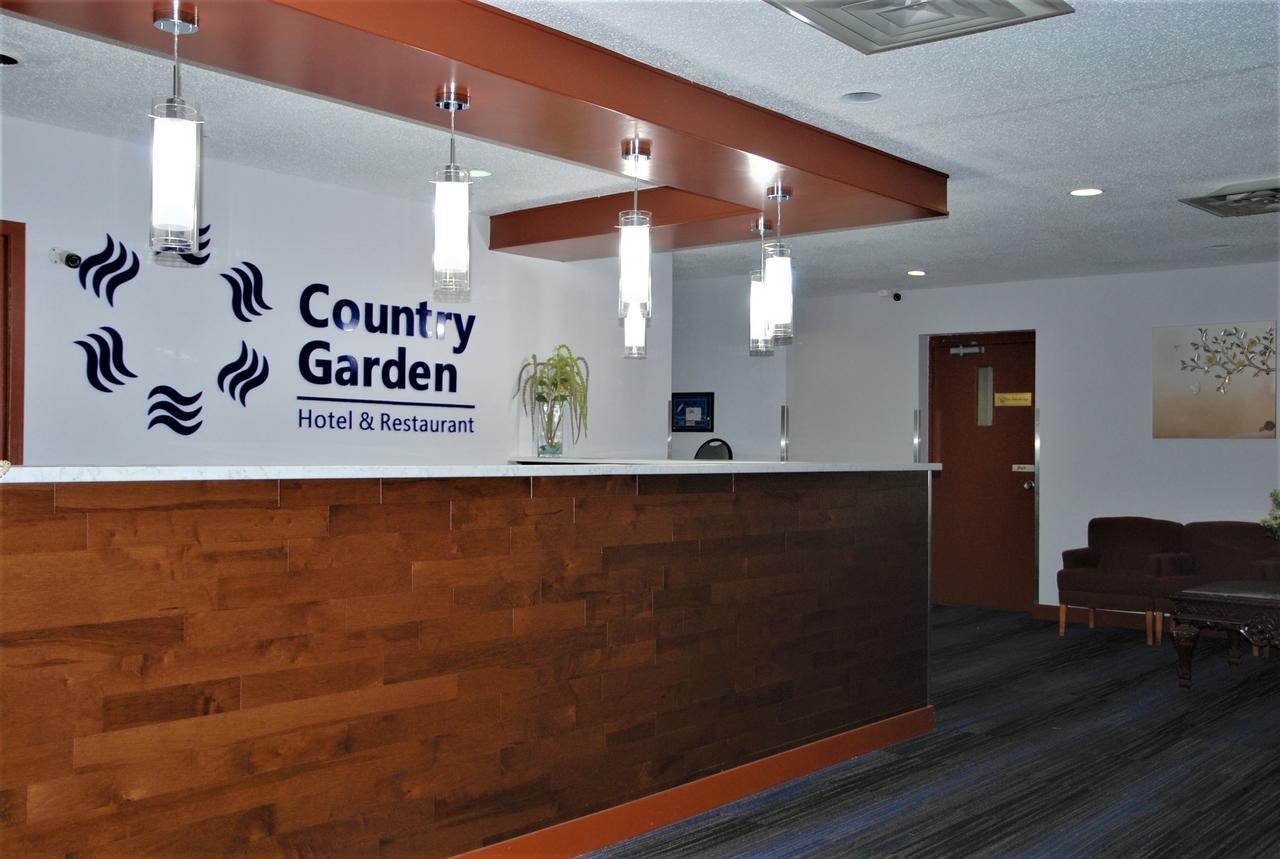 Country Garden Inn & Restaurant Smoky Lake Екстер'єр фото